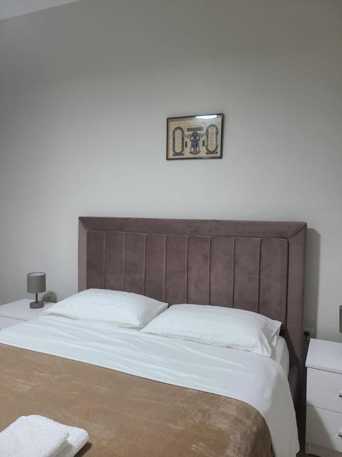Home Inn Apartaments Tirana Exterior photo